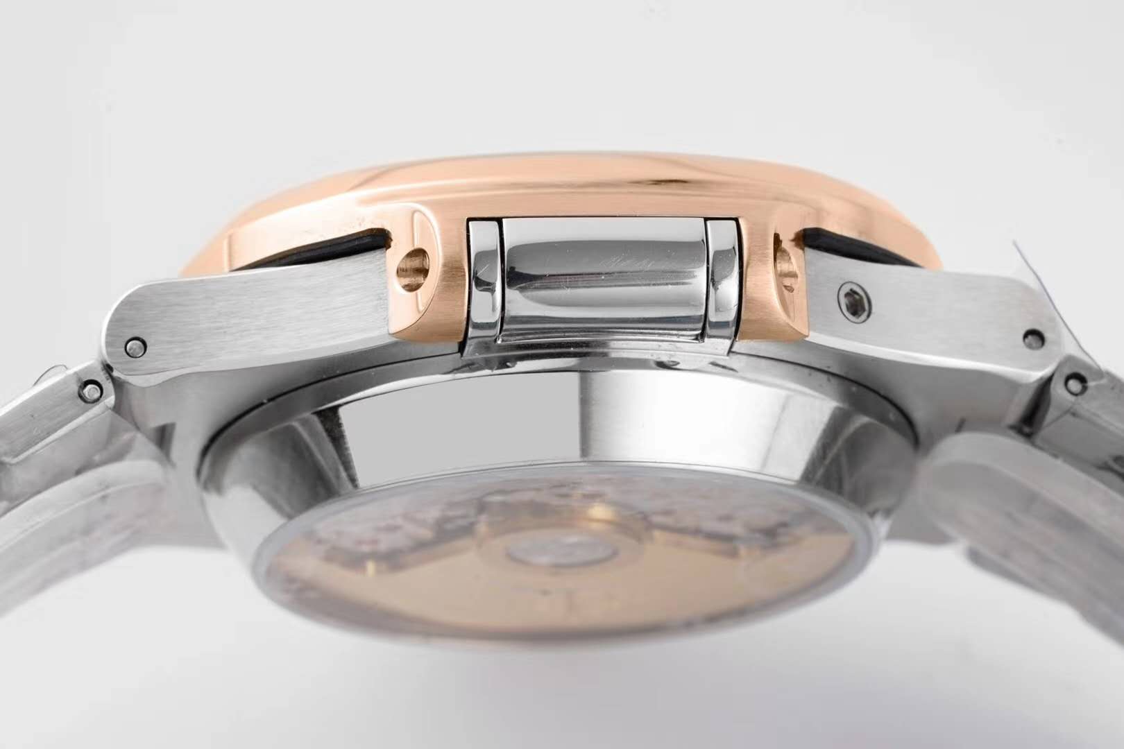 Nautilus Chronograph 5980/1AR in Steel and Rose Gold