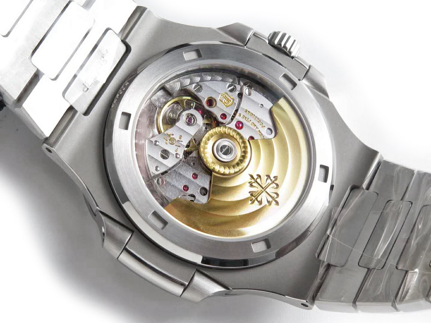 Nautilus Jumbo 5711/1A Blue Dial