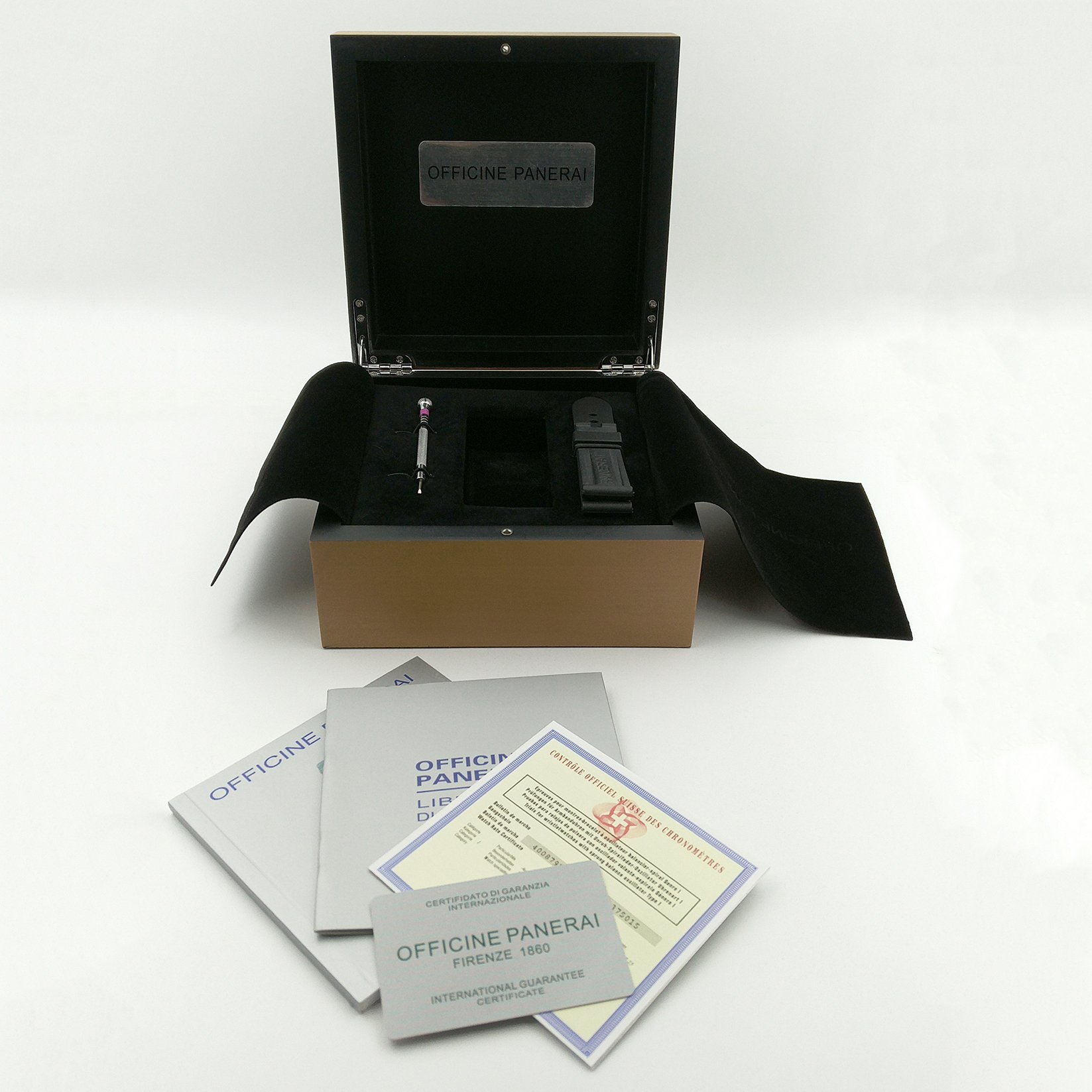 Pa*e*a1 Box and Papers