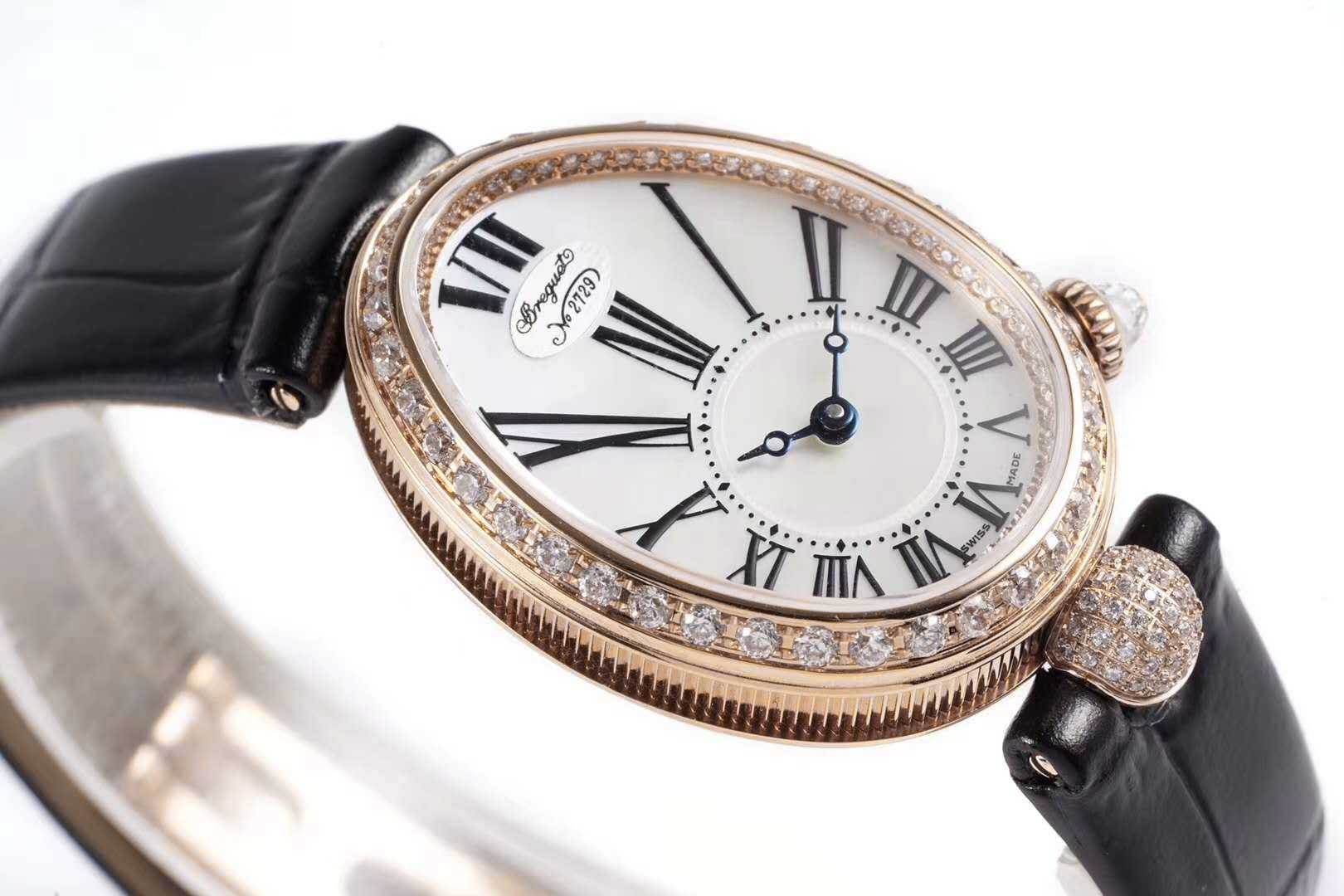 Reine de Naples in Yellow Gold