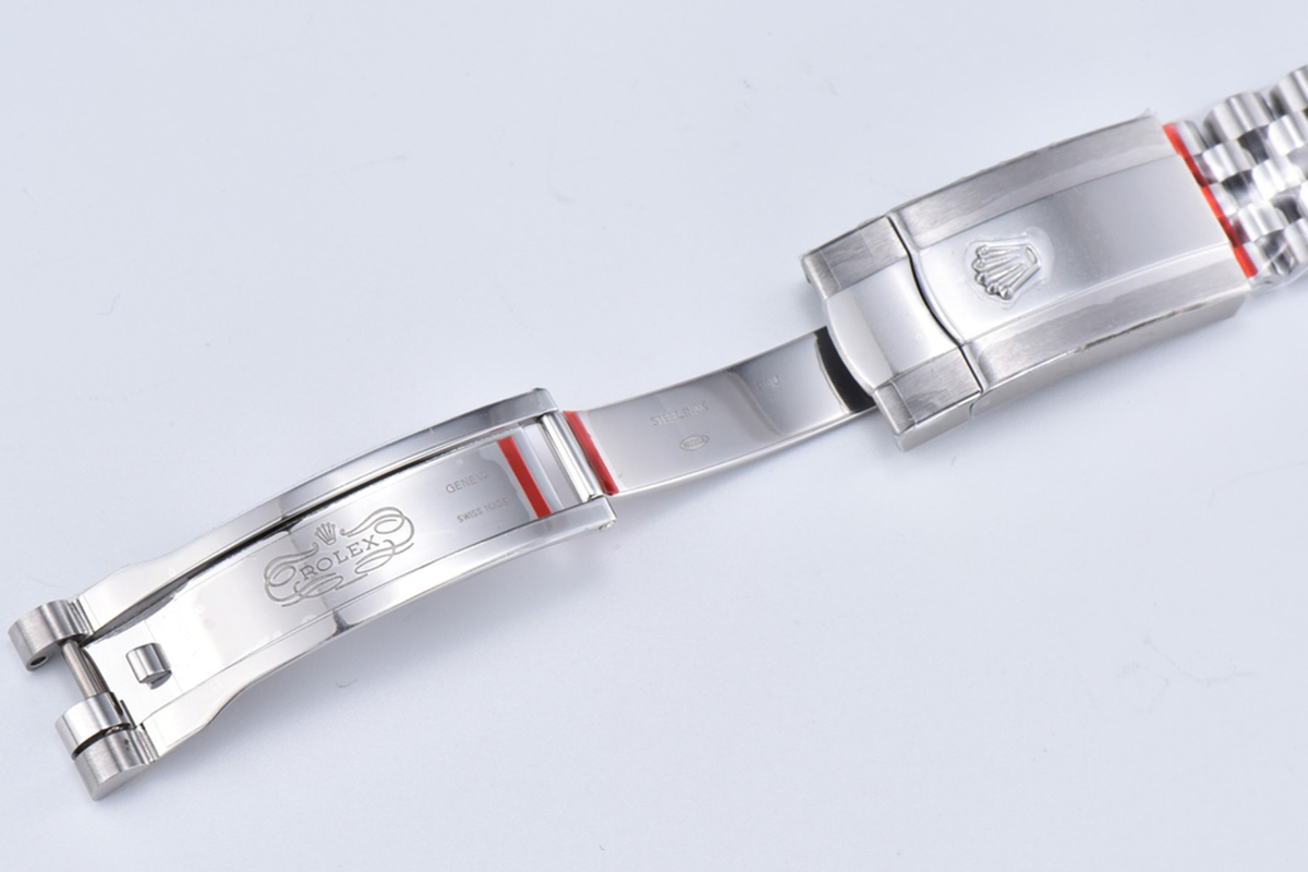 Datejust 36 126234 Blue Motif Dial with D1am0nd Marker in Steel in Jubilee Bracelet